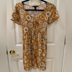 Forever 21 floral dress size small